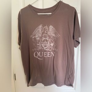 Abercrombie and Fitch QUEEN tee